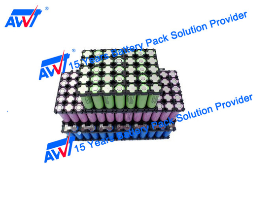 Soudeur entraîné par un moteur électrique Double Sided de tache de paquet de batterie 18650 32650 3800-4500 PCs/heures