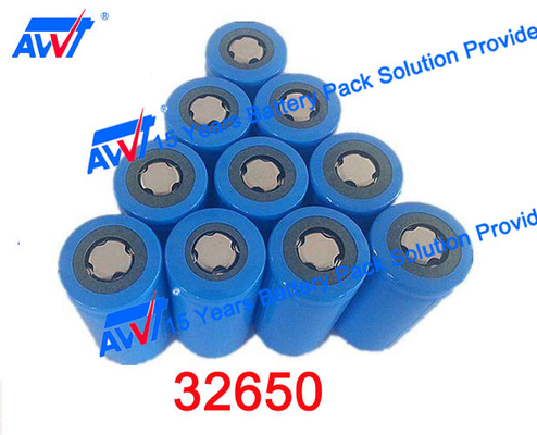 Soudeuse pneumatique 18650 de tache de précision dégrossie par double 32650 PCs HDL6030 2800-3500/heures