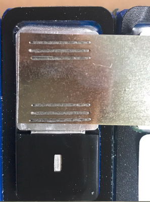 Soudeuse prismatique de tache laser de paquet de batterie, équipement automatique 1000*80mm de soudure laser
