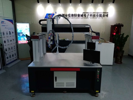 Le laser prismatique automatique de paquet de batterie soudent le Tableau de fonctionnement de la machine 2000W 1000*800mm